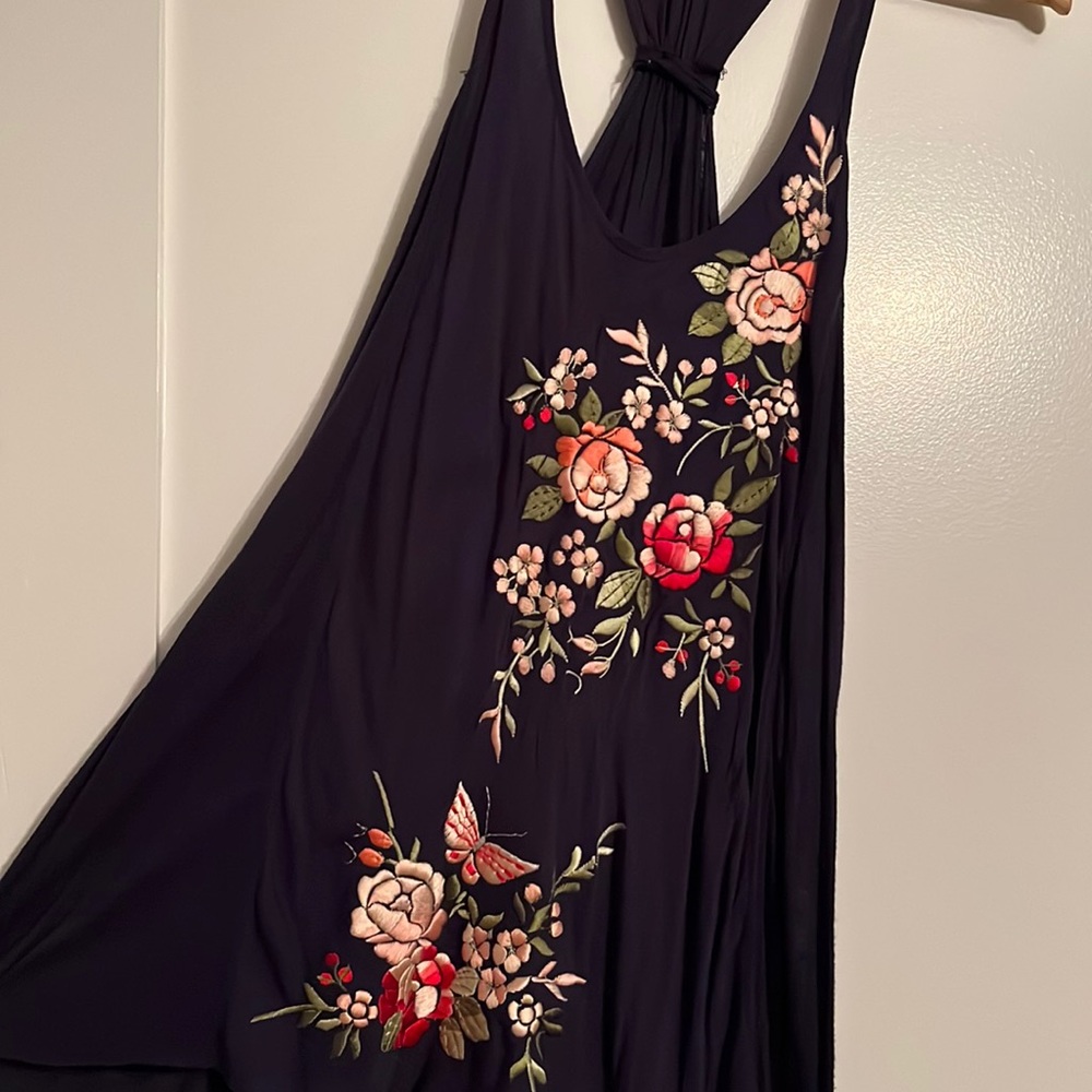 Anthropologie floral embroidered layering tank, M